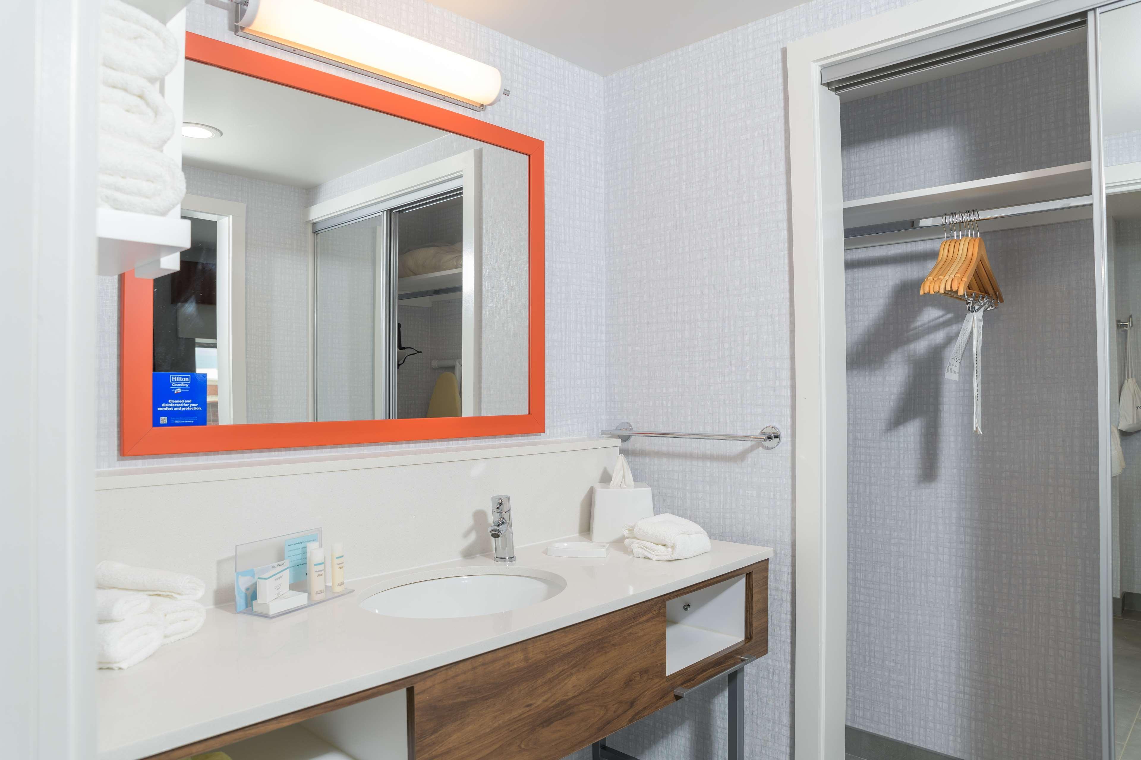 Hampton Inn & Suites Erie Bayfront Dış mekan fotoğraf