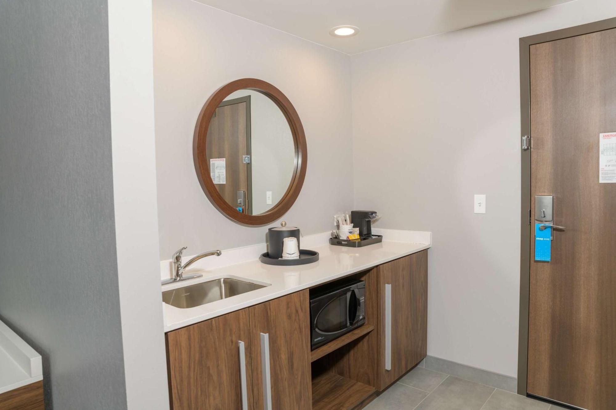 Hampton Inn & Suites Erie Bayfront Dış mekan fotoğraf
