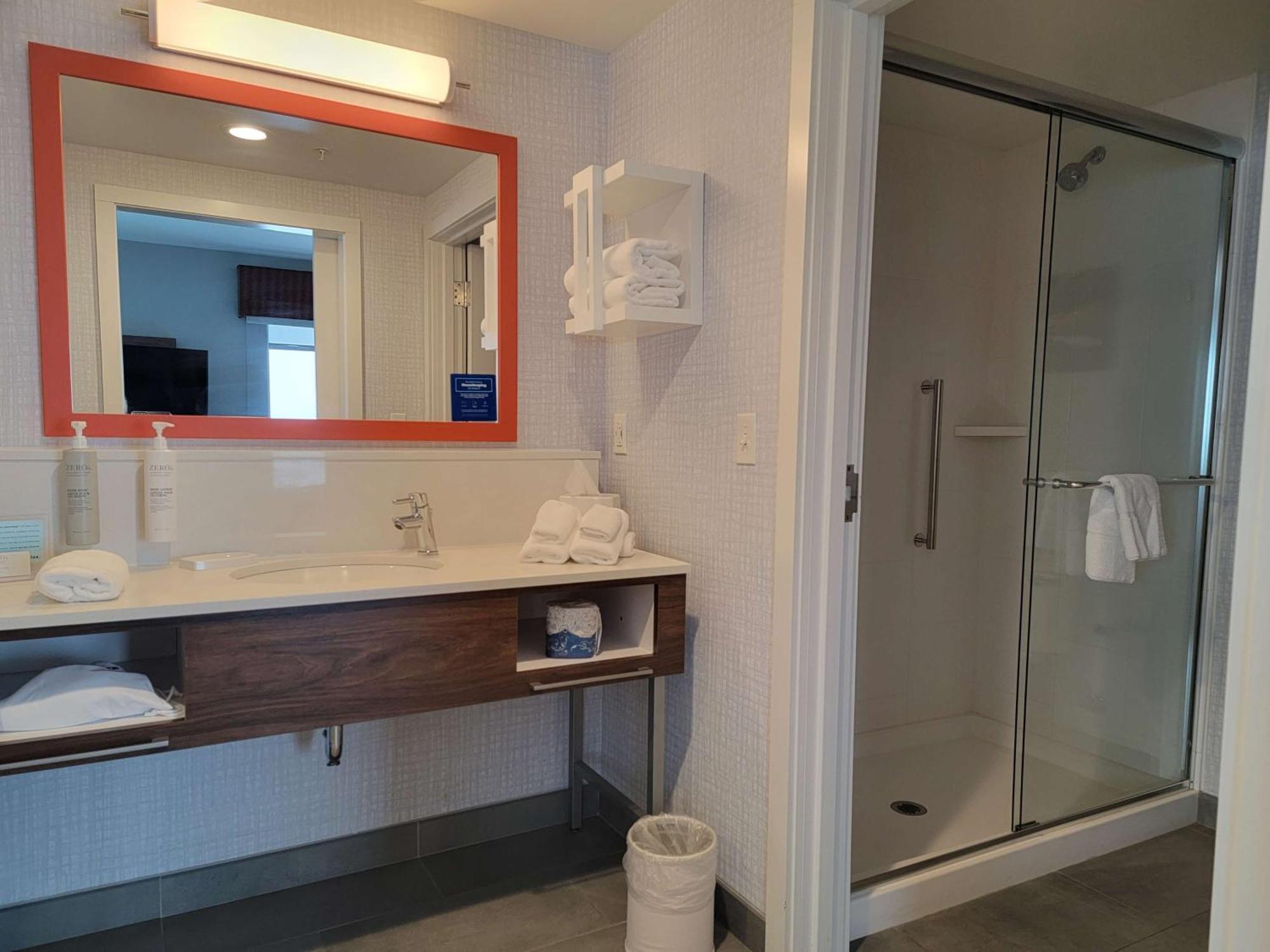 Hampton Inn & Suites Erie Bayfront Dış mekan fotoğraf
