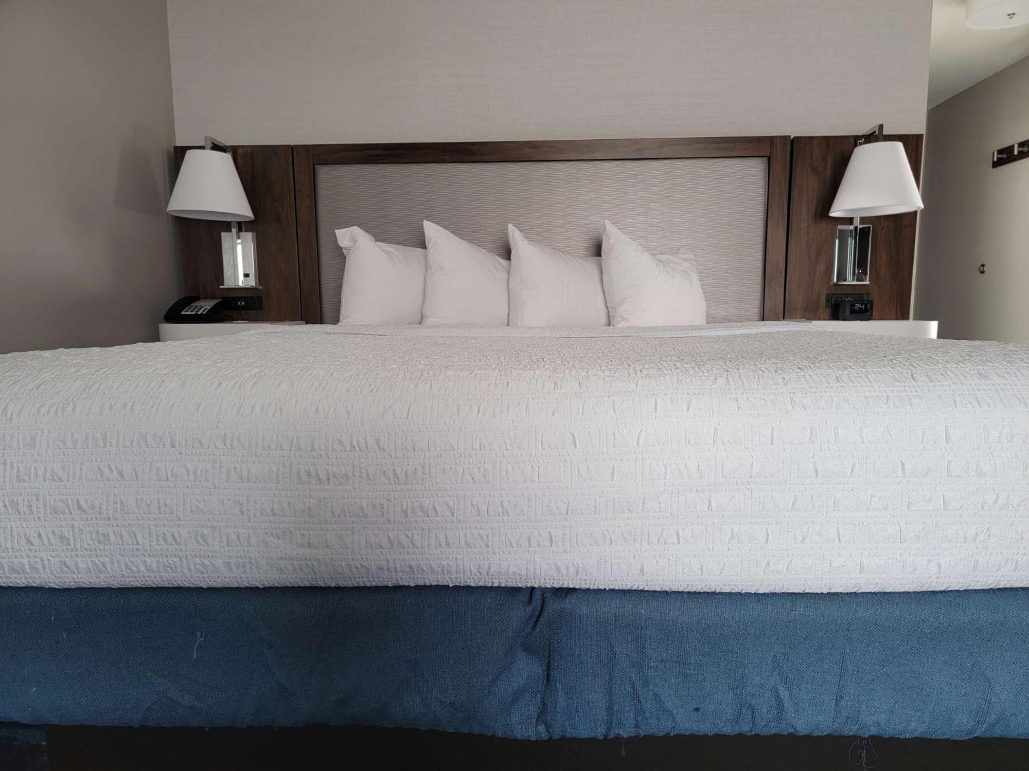 Hampton Inn & Suites Erie Bayfront Dış mekan fotoğraf