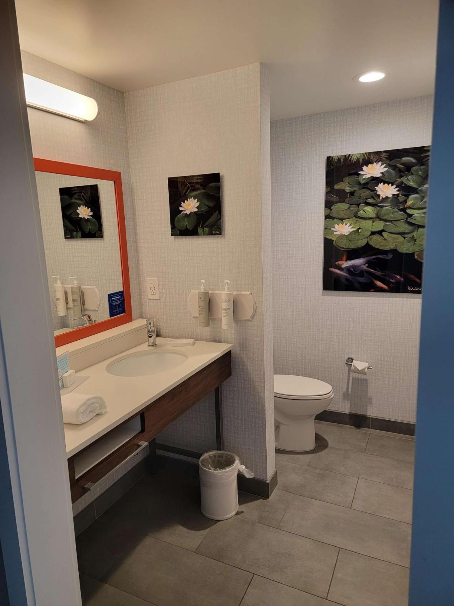 Hampton Inn & Suites Erie Bayfront Dış mekan fotoğraf
