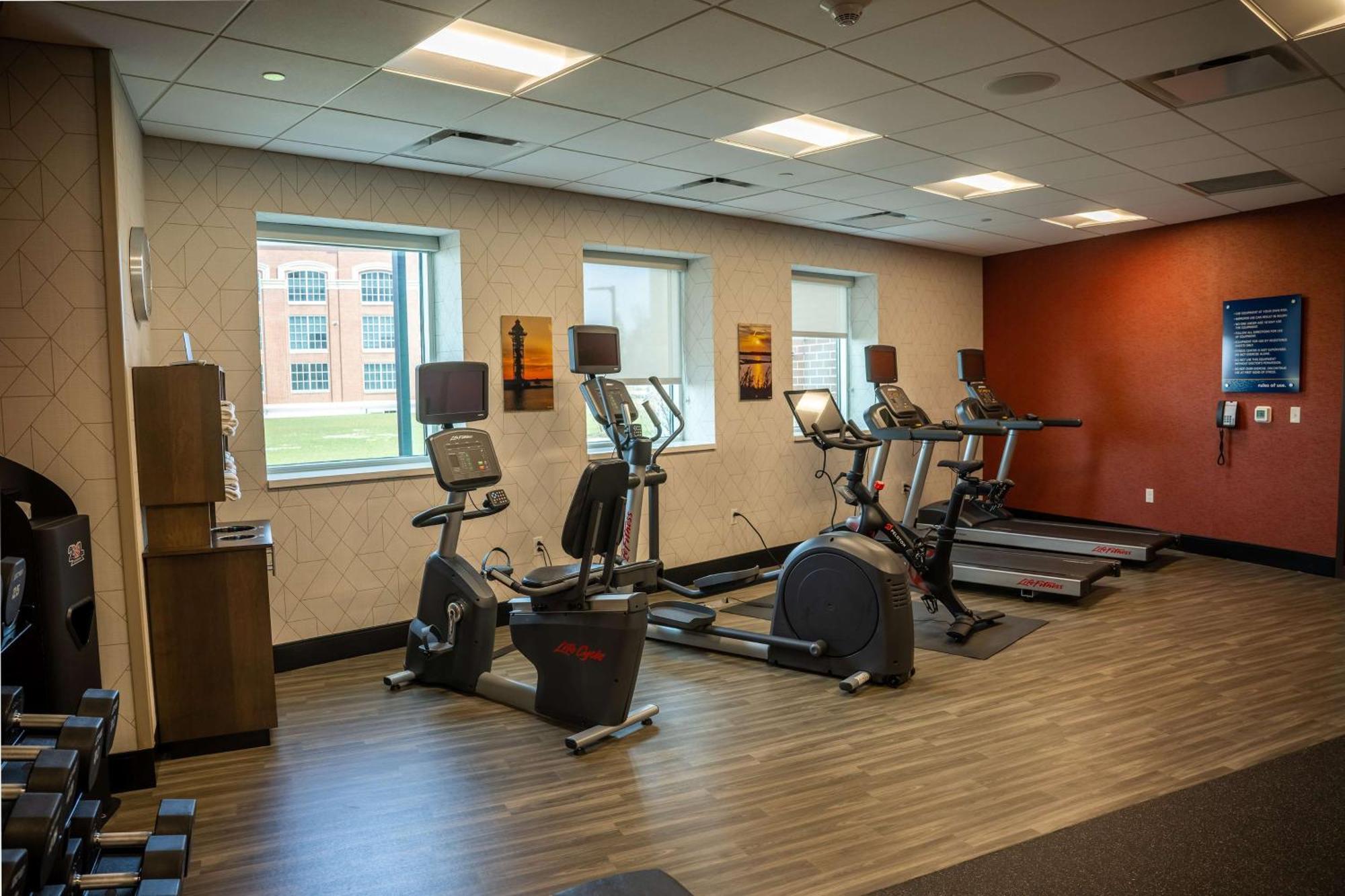 Hampton Inn & Suites Erie Bayfront Dış mekan fotoğraf