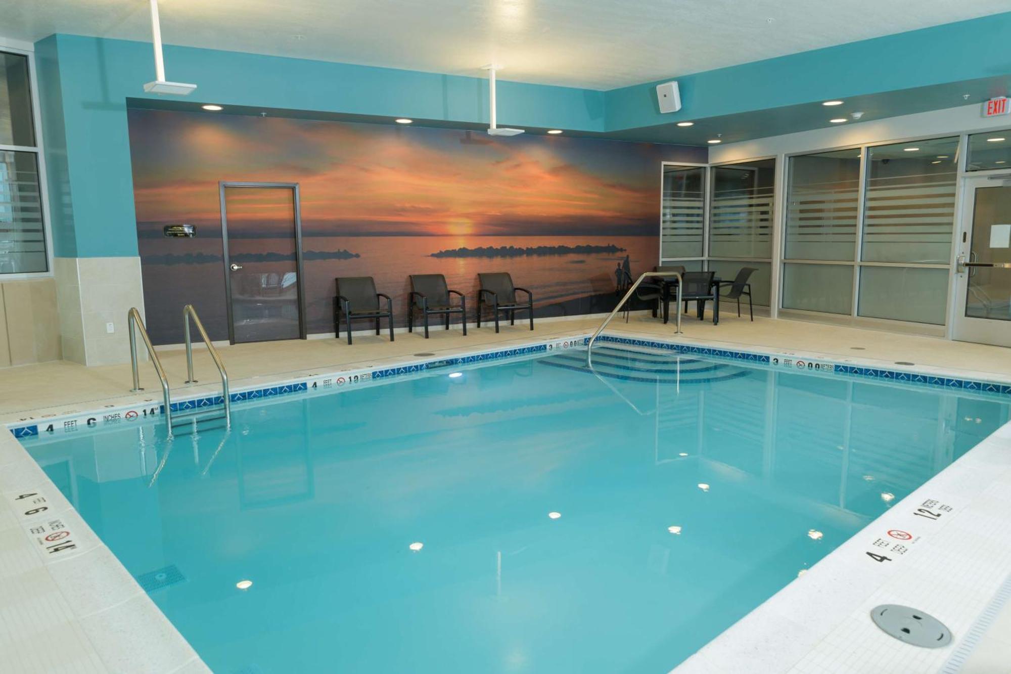 Hampton Inn & Suites Erie Bayfront Dış mekan fotoğraf